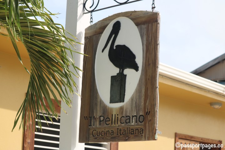 Il-Pelicano-Caye-Caulker.JPG