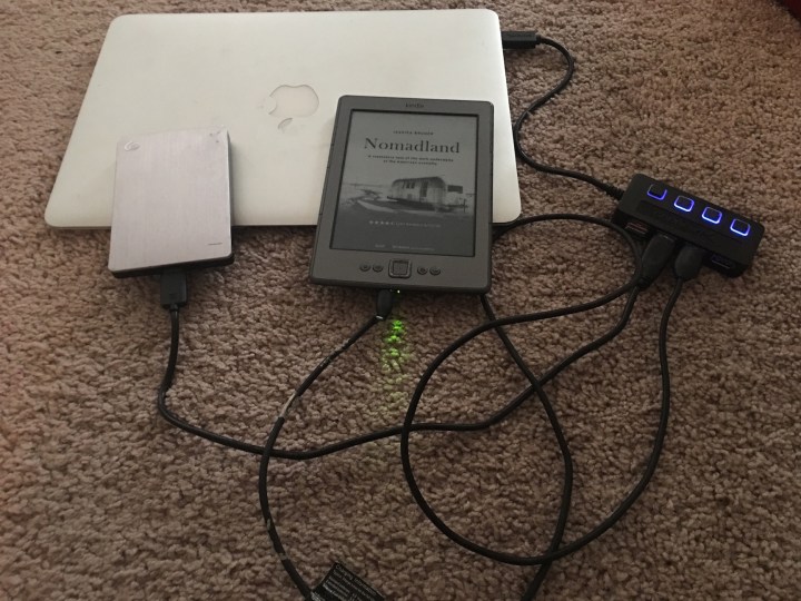 Mac-Kindle-external-hard-drive-plugged-in-USB